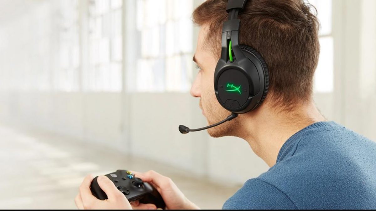 How to Connect Wireless Headphones to Xbox Series X or S
