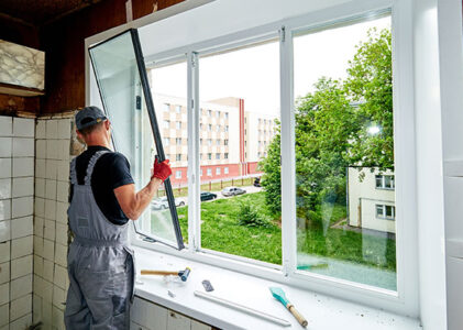 Should I Hire a Pro Window Installer? 5 Reasons to Say Yes.